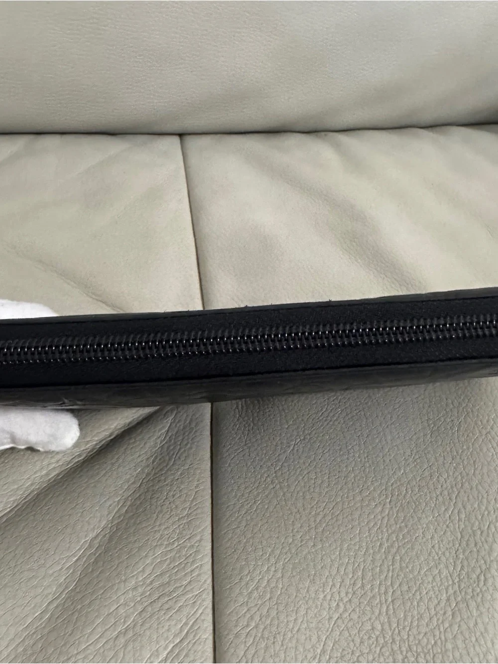 Chanel camellia Black Zip-Around Wallet - Sleek Everyday Organizer